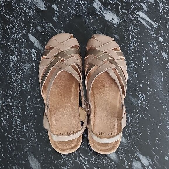 EARTH ORIGINS BERRI WOVEN CASUAL ROUND TOE SLIP-ON SANDALS - Picture 6 of 14